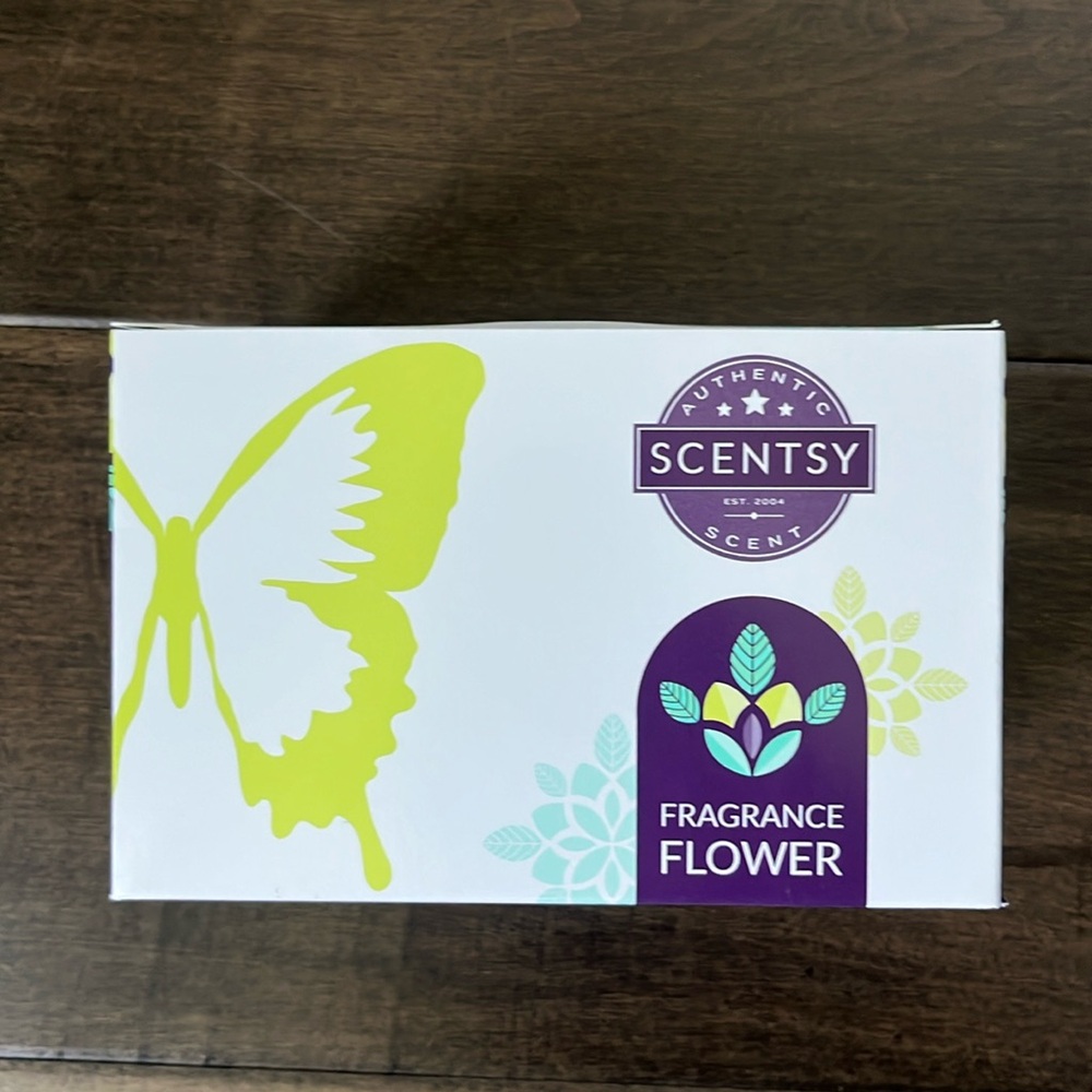 Scentsy Fragrance Flower - Vanilla Bean in Buttercup Bell